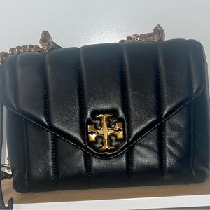 GREAT condition small Black Tory Burch shoulder bag